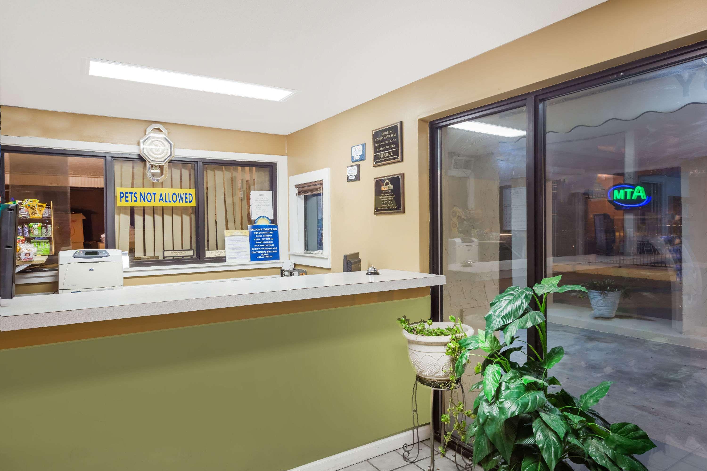 Days Inn By Wyndham Little River Esterno foto