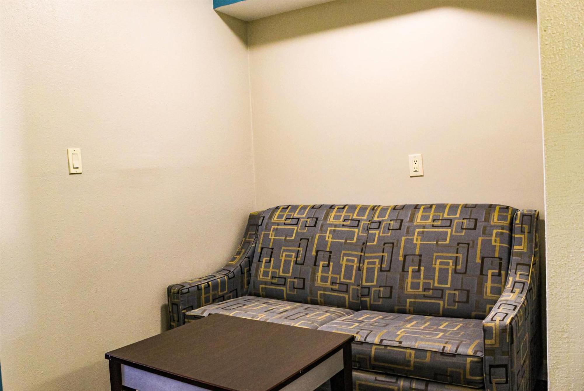 Days Inn By Wyndham Little River Esterno foto